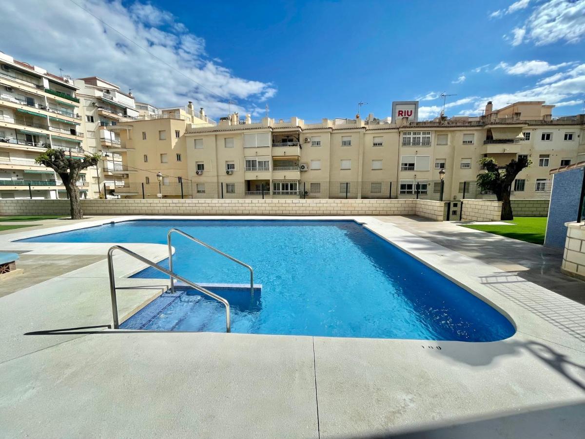 Apartamento Cerca De La Playa Torrecilla Nerja Exterior foto